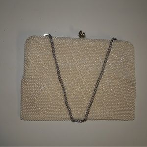 Pearl purse